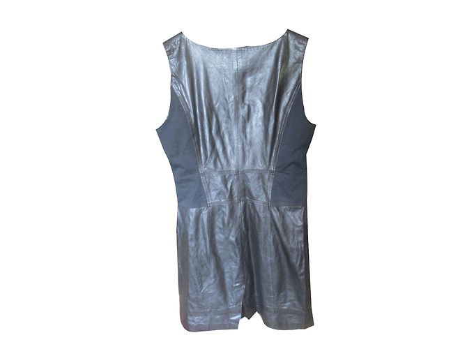 Biba Kleid aus schwarzem Lammleder - Ansicht 2