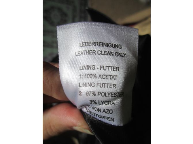 Biba Kleid aus schwarzem Lammleder - Ansicht 5