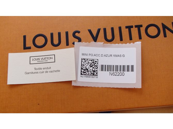 Louis Vuitton pochette christmas Bleu - vue 11