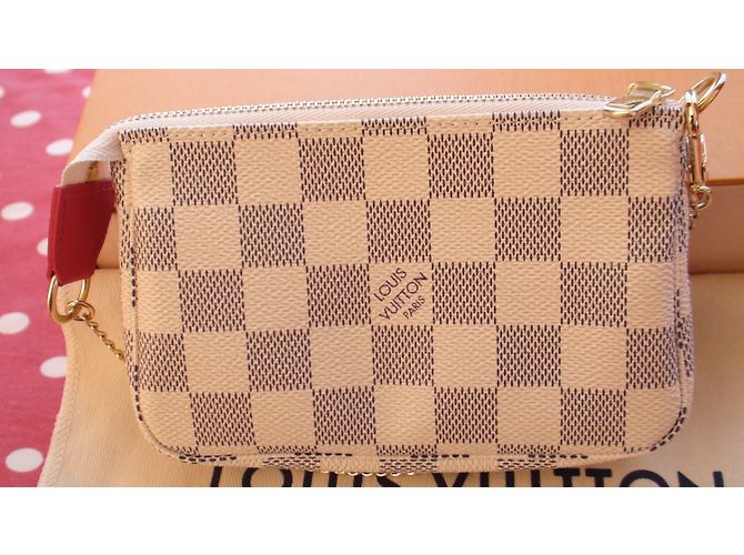 Louis Vuitton pochette christmas Bleu - vue 7