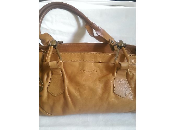 Borsa a mano Guy Laroche in pelle marrone cammello - vista 4