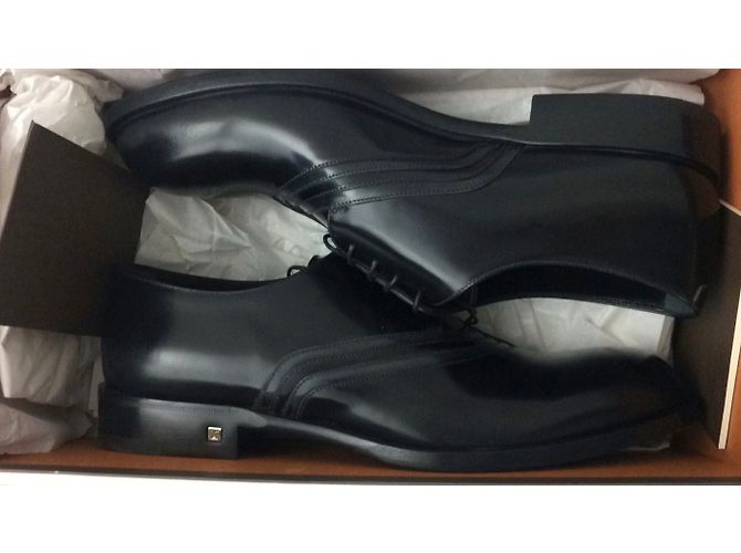 Louis Vuitton Schnürschuhe Schwarz - Ansicht 10