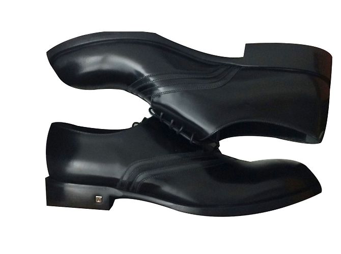 Louis Vuitton Schnürschuhe Schwarz - Ansicht 2
