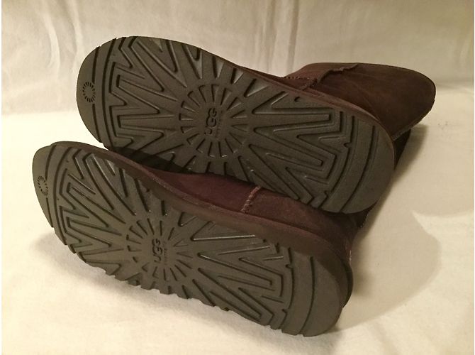 Botas Ugg Classic Tall de Ante Chocolate - vista 7