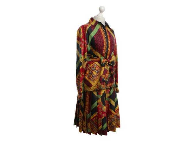 Completo gonna e camicetta in seta Hermès multicolore - vista 3