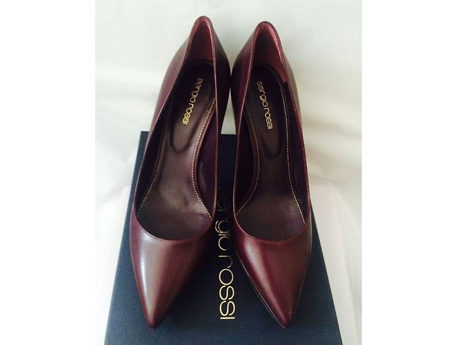 Sergio Rossi Décolleté in pelle bordeaux Bordò - vista 6