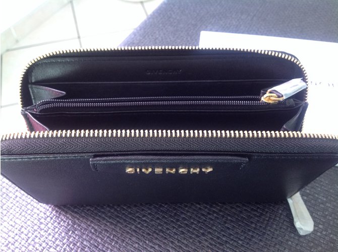 Cartera Givenchy de cuero negro - vista 4