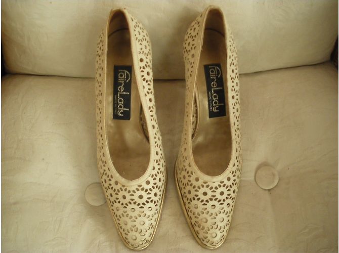 Autre Marque Leder Pumps Beige 39.5IT - Ansicht 3