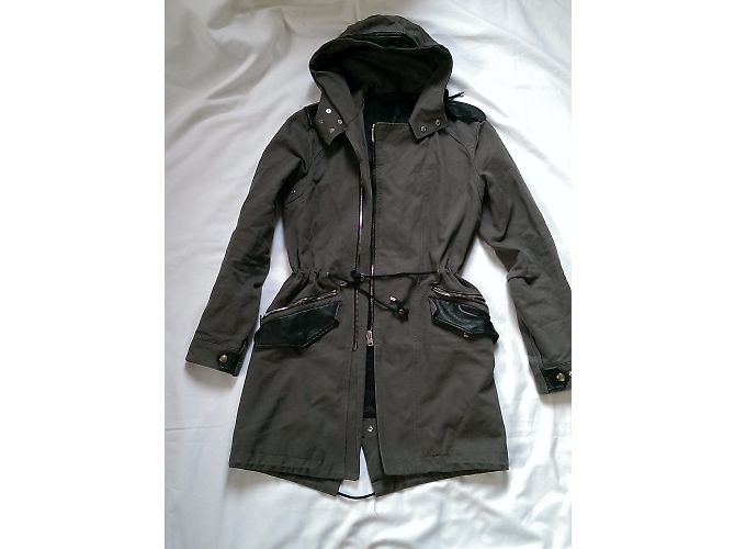 Parka kaki The Kooples con inserti in pelle e cappuccio Cachi - vista 3