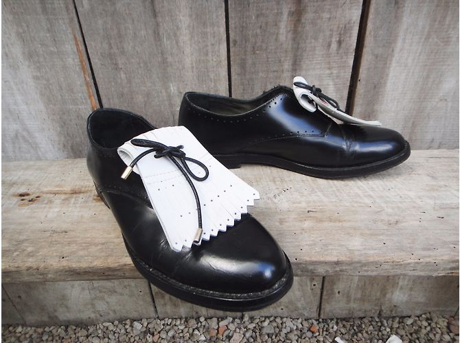 Scarpe derby Claudie Pierlot in vernice nera Nero - vista 5
