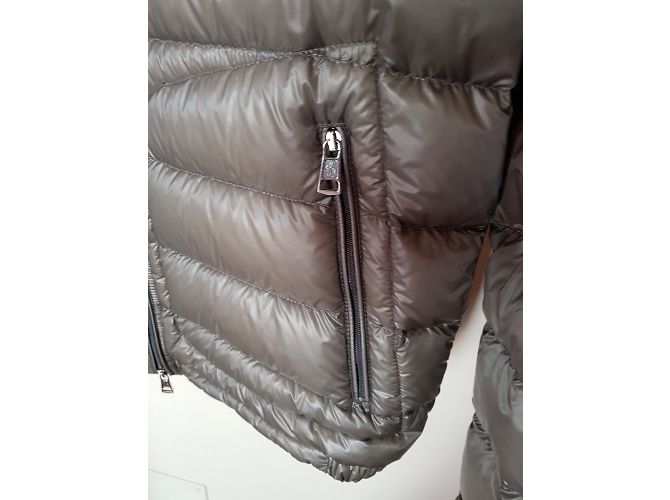 Moncler Vestes, blousons - vue 5