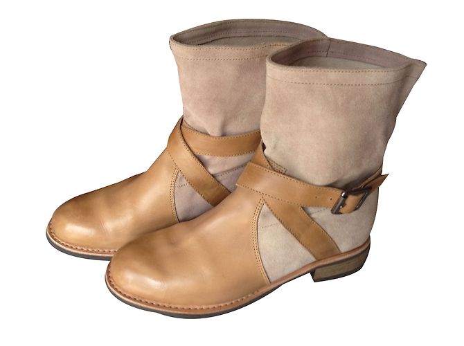Botas Paraboot de piel beige - vista 2