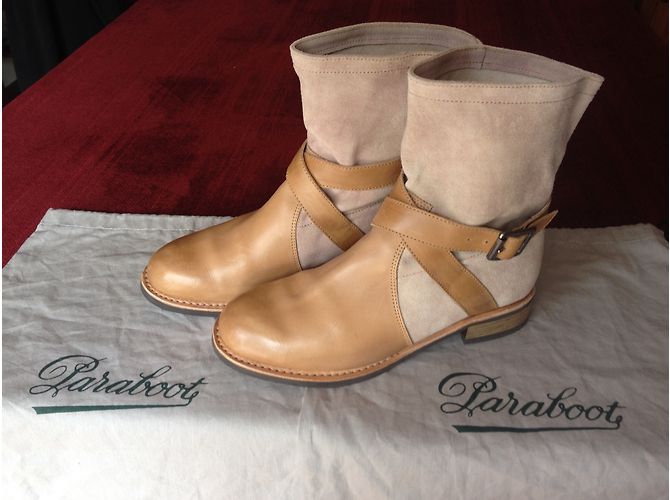 Botas Paraboot de piel beige - vista 4