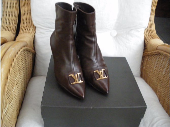 Louis Vuitton Stiefel Braun - Ansicht 12