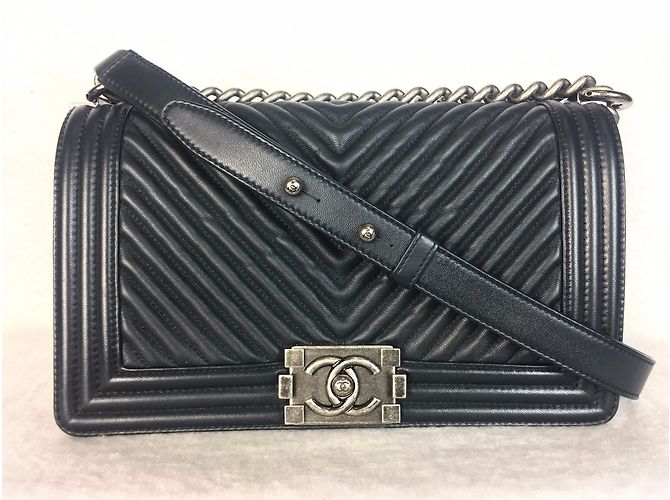 Chanel Boy Medium Chevron Navy Navy blue - view 3