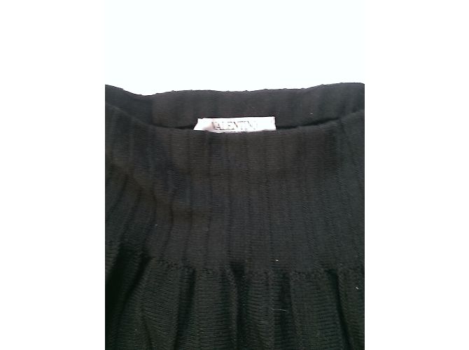 Jupe bouffante Valentino en laine vierge noire - vue 3