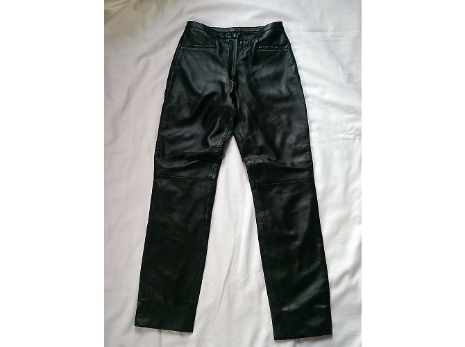 Autre Marque Hochtaillierte Hose aus Lammfell schwarz - Ansicht 2