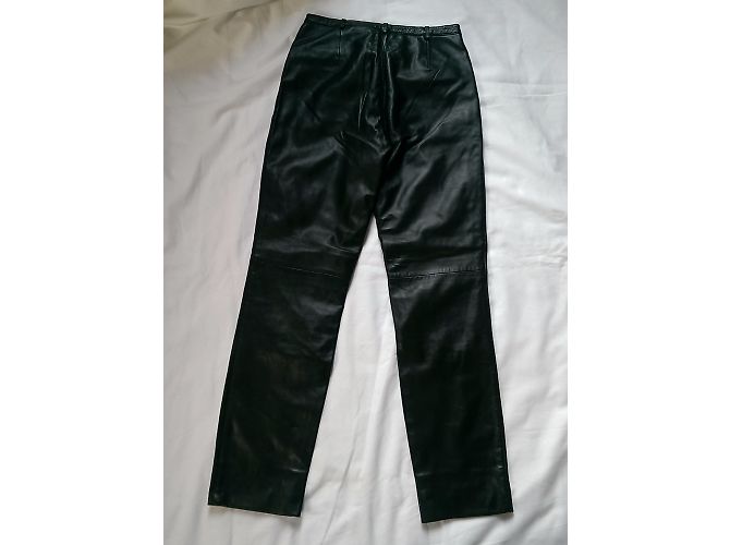 Autre Marque Hochtaillierte Hose aus Lammfell schwarz - Ansicht 3