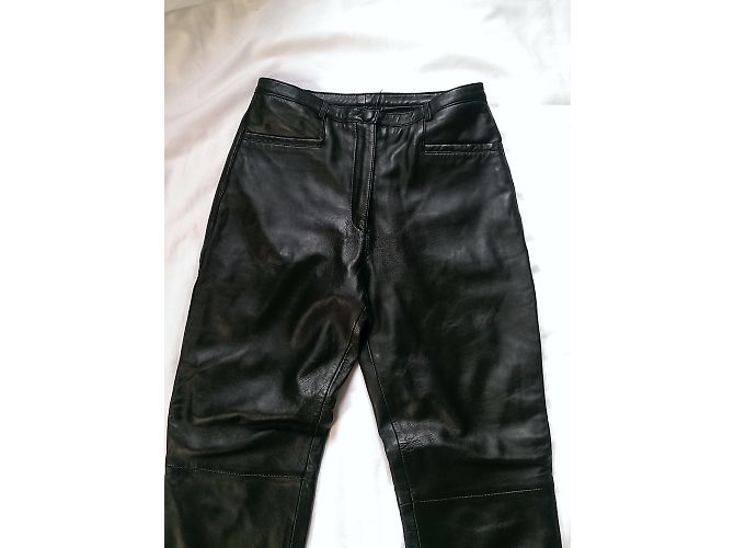 Autre Marque Hochtaillierte Hose aus Lammfell schwarz - Ansicht 4