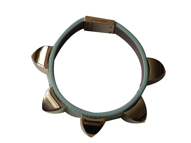 Bracciale borchiato Givenchy in pelle di vitello verde e ottone - vista 2