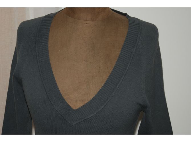 Suéter Calvin Klein de algodón cuello pico gris - vista 4