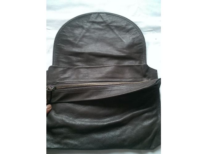Pochette Vanessa Bruno in pelle marrone - vista 4