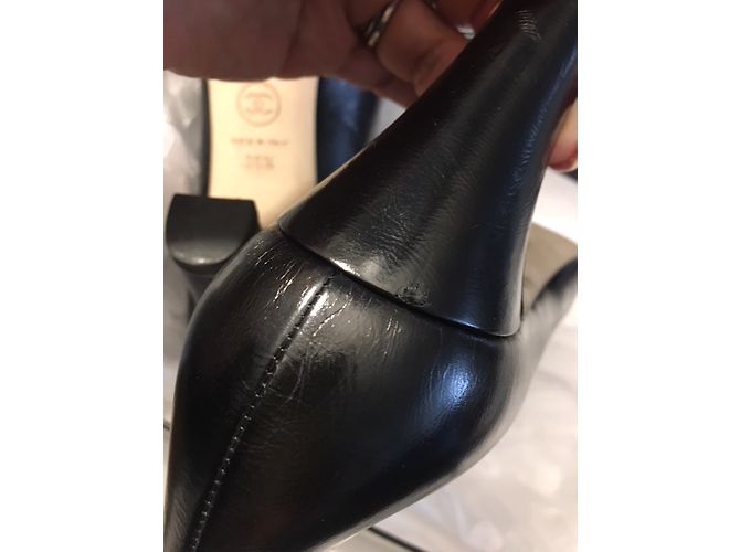 Décolleté Chanel in pelle nera con tacco 8cm Nero - vista 24