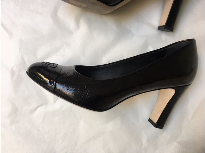 Décolleté Chanel in pelle nera con tacco 8cm Nero - vista 8