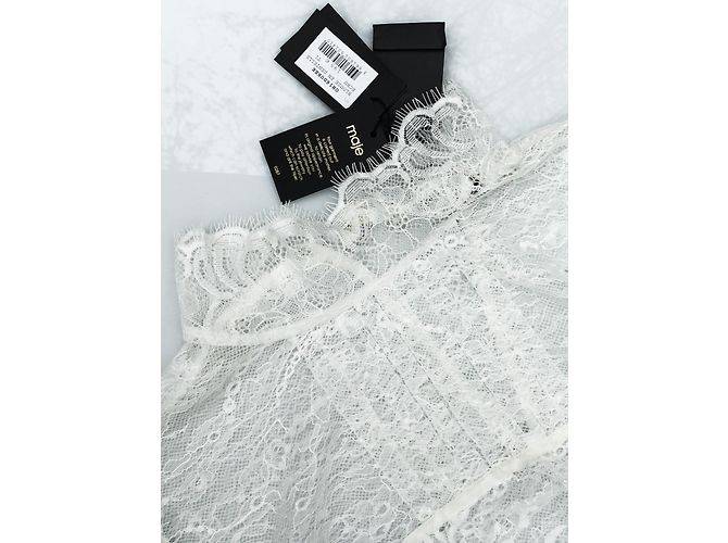 Top de encaje blanco y cinta de terciopelo Maje - vista 2