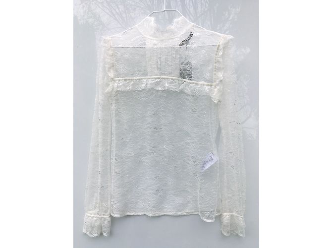 Top de encaje blanco y cinta de terciopelo Maje - vista 5