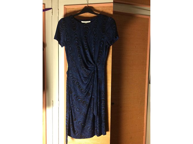 Diane Von Furstenberg Kleid aus blauer Seide - Ansicht 7