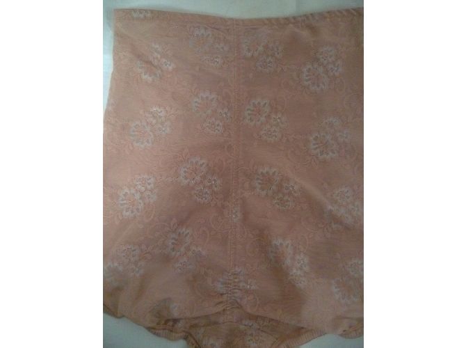 Autre Marque Braga Ventre Plano de Talle Alto Encaje Rosa Beige Carne - vista 6