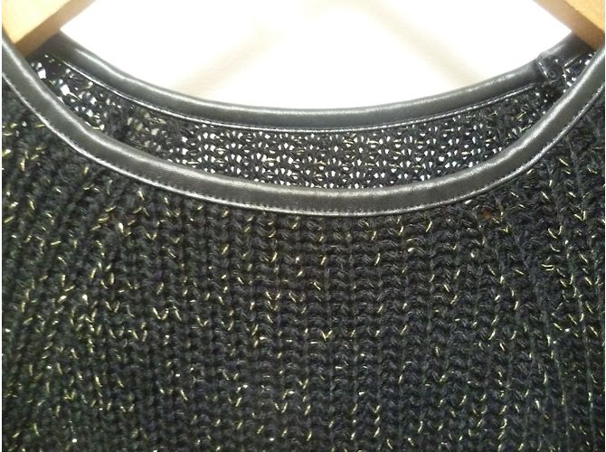 Autre Marque Schwarzes Wollstrickkleid mit Goldfäden - Ansicht 3