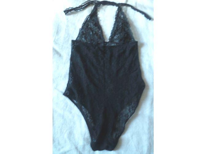 inconnue Body de encaje negro con espalda descubierta - vista 3