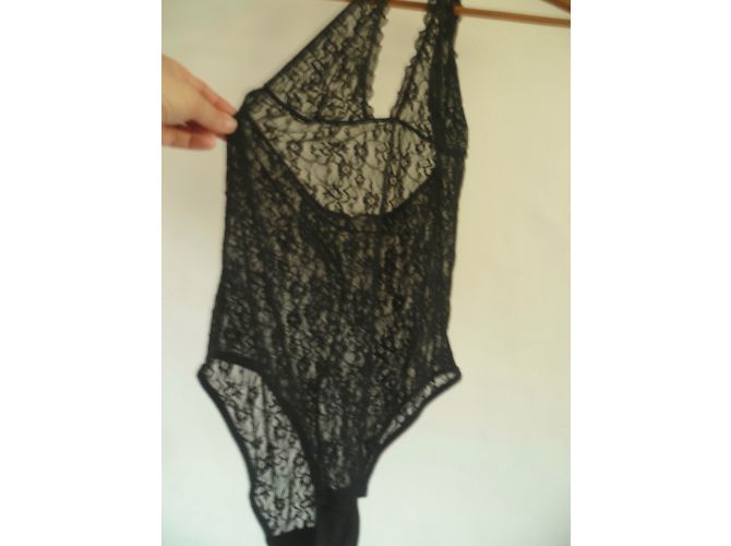 inconnue Body de encaje negro con espalda descubierta - vista 5