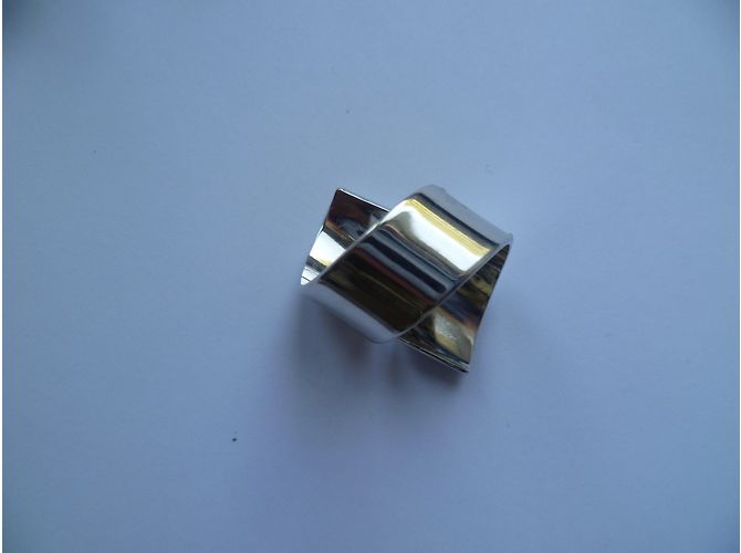 Autre Marque Set di 3 anelli in acciaio argentato con pietra bianca e perle a fiore Argento - vista 6