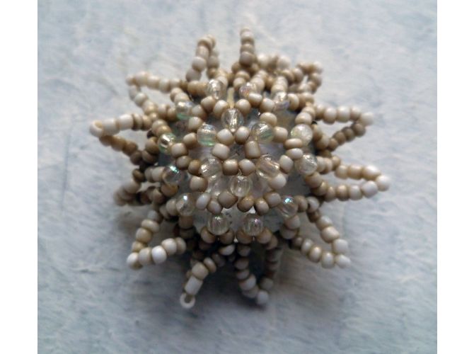 Autre Marque Set di 3 anelli in acciaio argentato con pietra bianca e perle a fiore Argento - vista 7