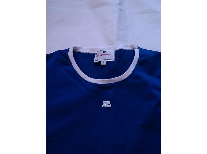 Courreges oben - Ansicht 3