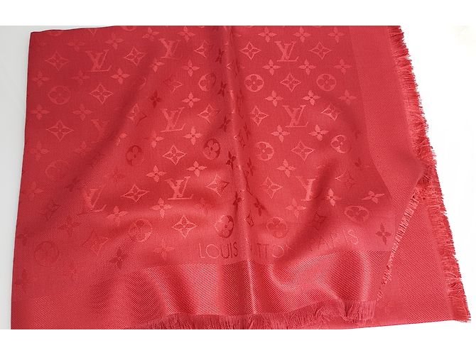 Louis vuitton scialle monogramma pomme d'amour - vista 6