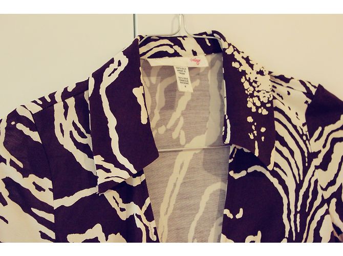 Top de seda Diane Von Furstenberg Marrom e Creme Cru - vista 3