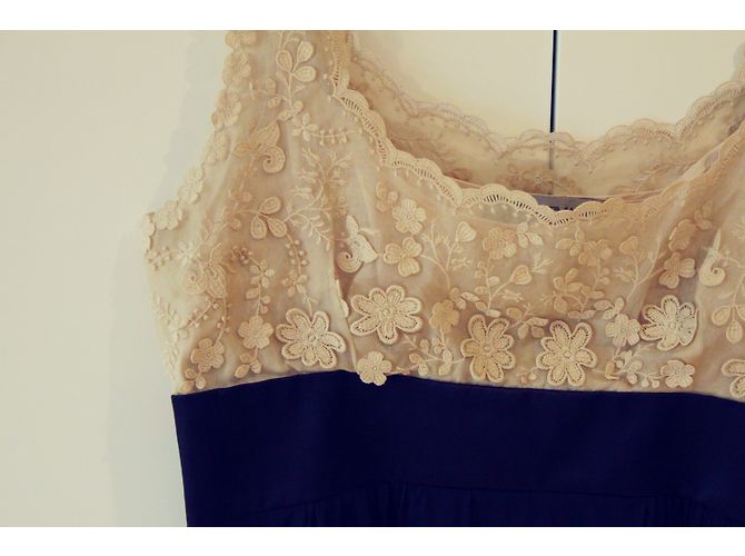 Mini abito Sportmax Broderie floreale in seta crema e blu navy Crudo - vista 5