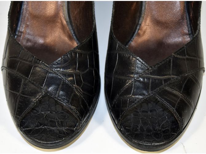 Autre Marque PARALLELE Offene Pumps aus schwarzem Leder Größe 38.5 - Ansicht 3