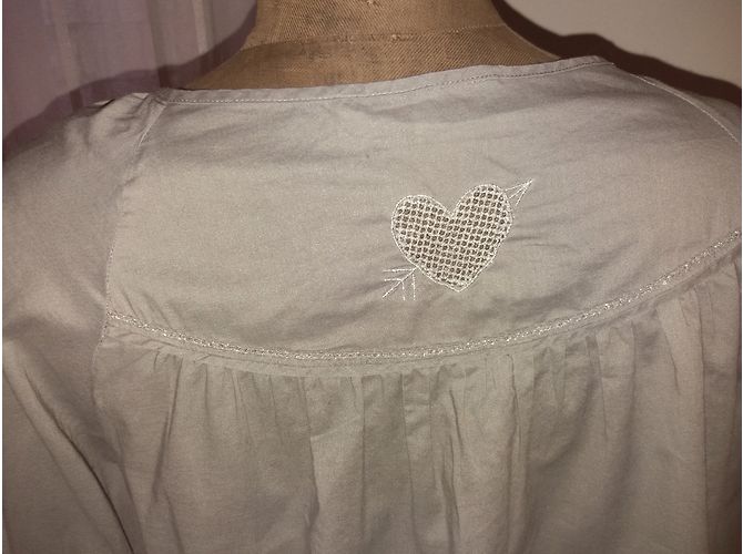 Blusa Berenice de algodón gris con bordados Talla M - vista 3