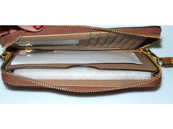 Michael Kors Wallet - view 5
