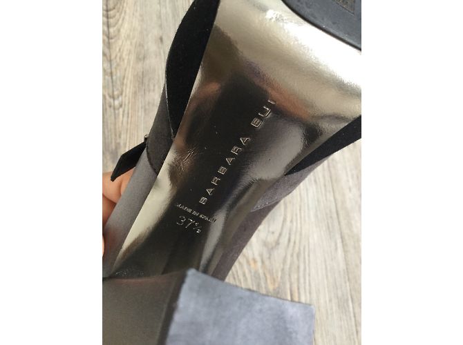 Décolleté Barbara Bui in Camoscio Nero e Pelle Iridescente Grigia 37.5IT Grigio - vista 8