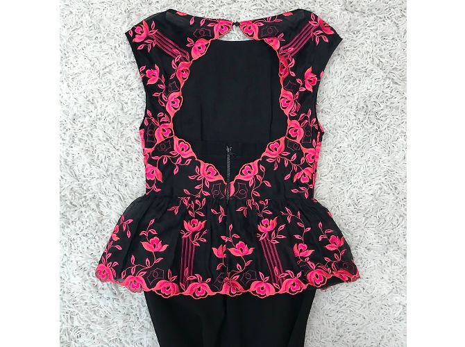 Abito da cocktail Alice + Olivia in seta nero e rosa - vista 6