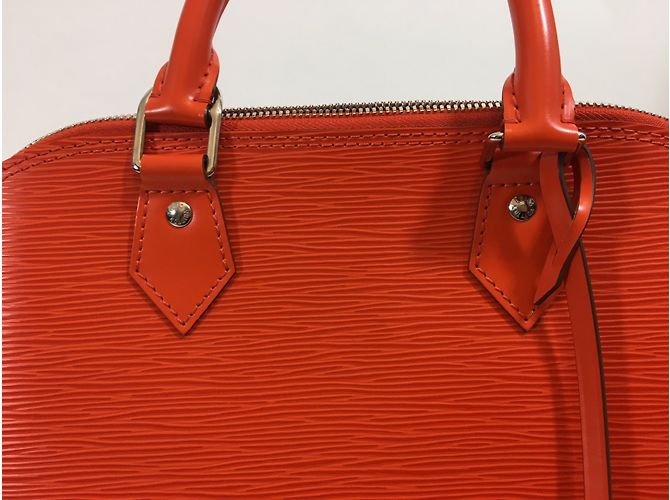 Louis Vuitton Alma PM Naranja - vista 6