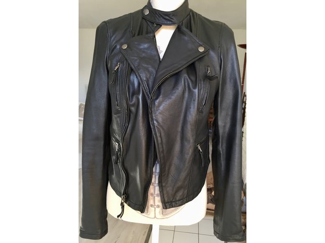 Autre Marque Veste cuir ZARA Noir ref.51638 - Joli Closet
