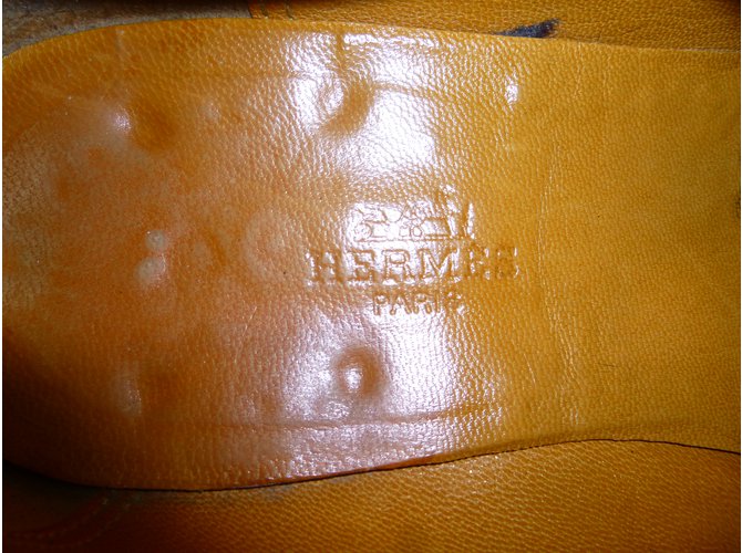 Scarpe Derby Hermès in pelle nera Nero - vista 6