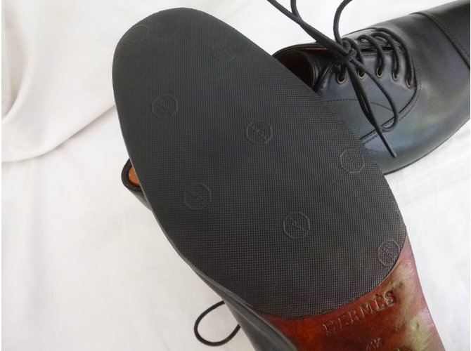 Scarpe Derby Hermès in pelle nera Nero - vista 9